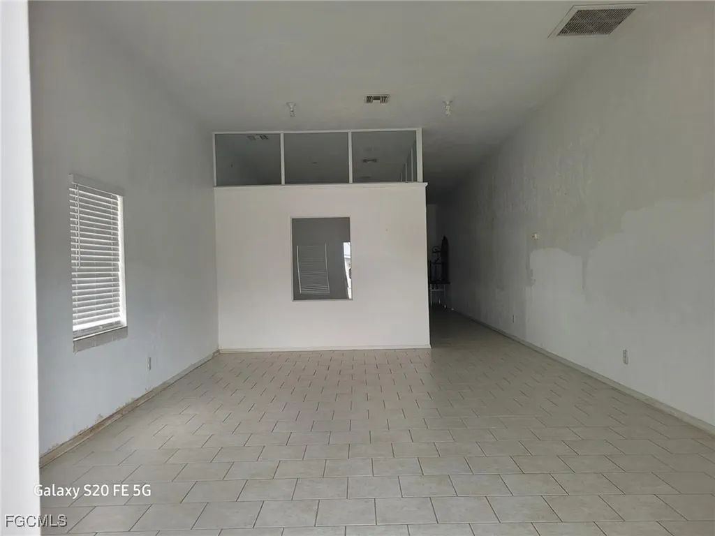 1211 Miramar Street Cape Coral FL 33904