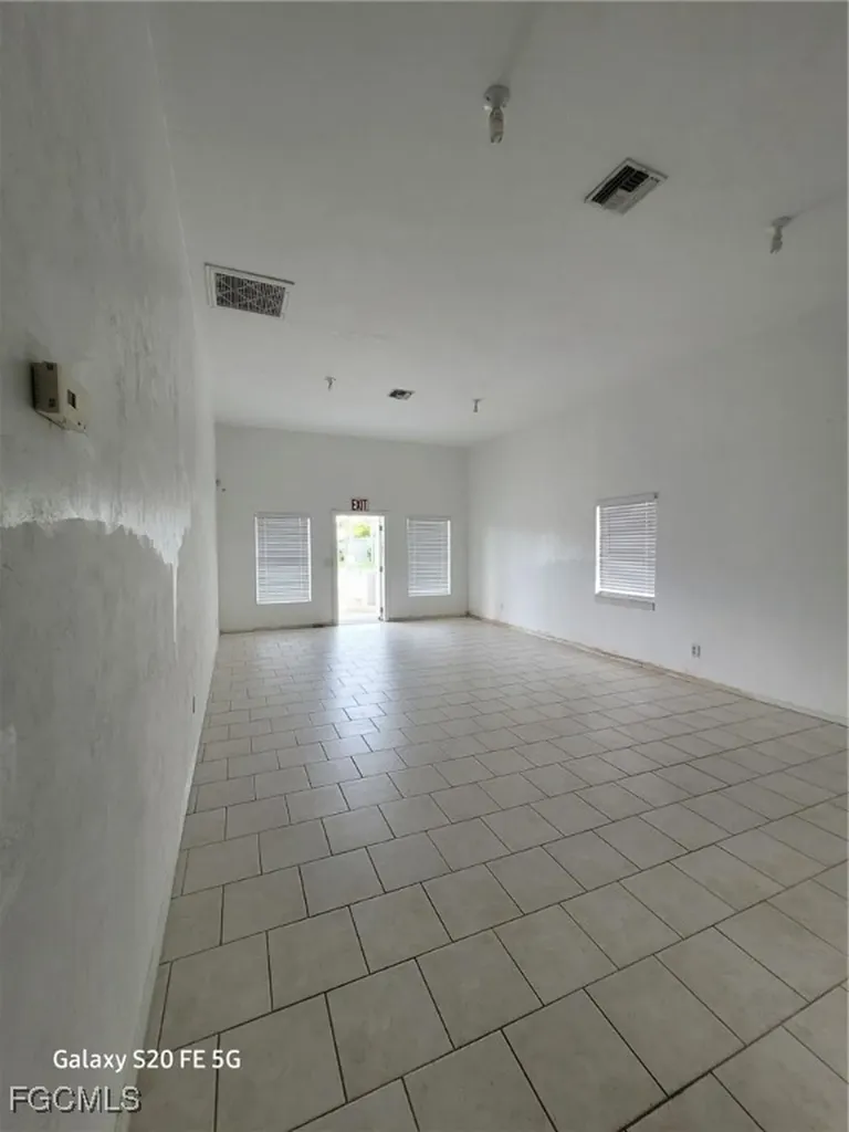 1211 Miramar Street Cape Coral FL 33904