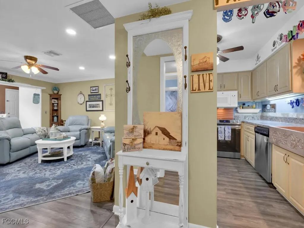 2225 Caracas Court Fort Myers FL 33907