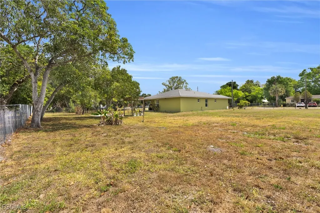 1938 Lillie Street Fort Myers FL 33916