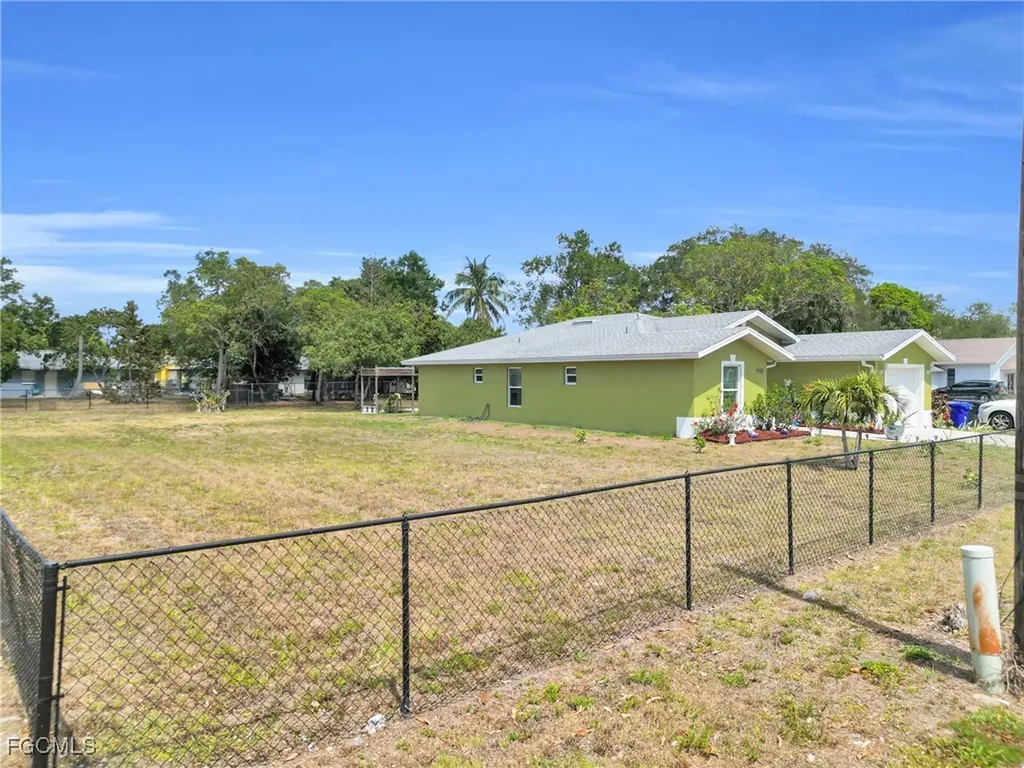 1938 Lillie Street Fort Myers FL 33916