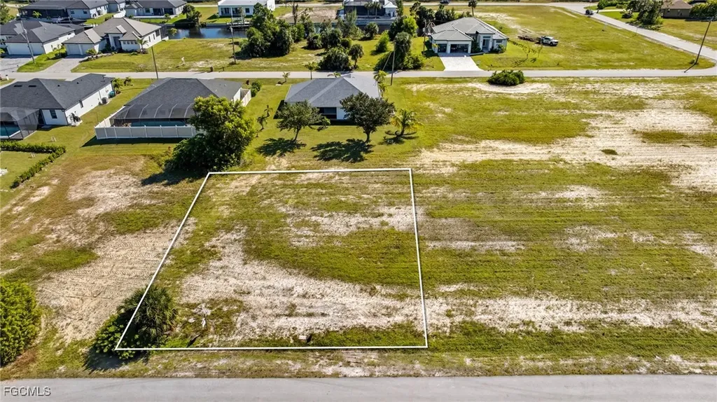 2751 NW 41st Place Cape Coral FL 33993