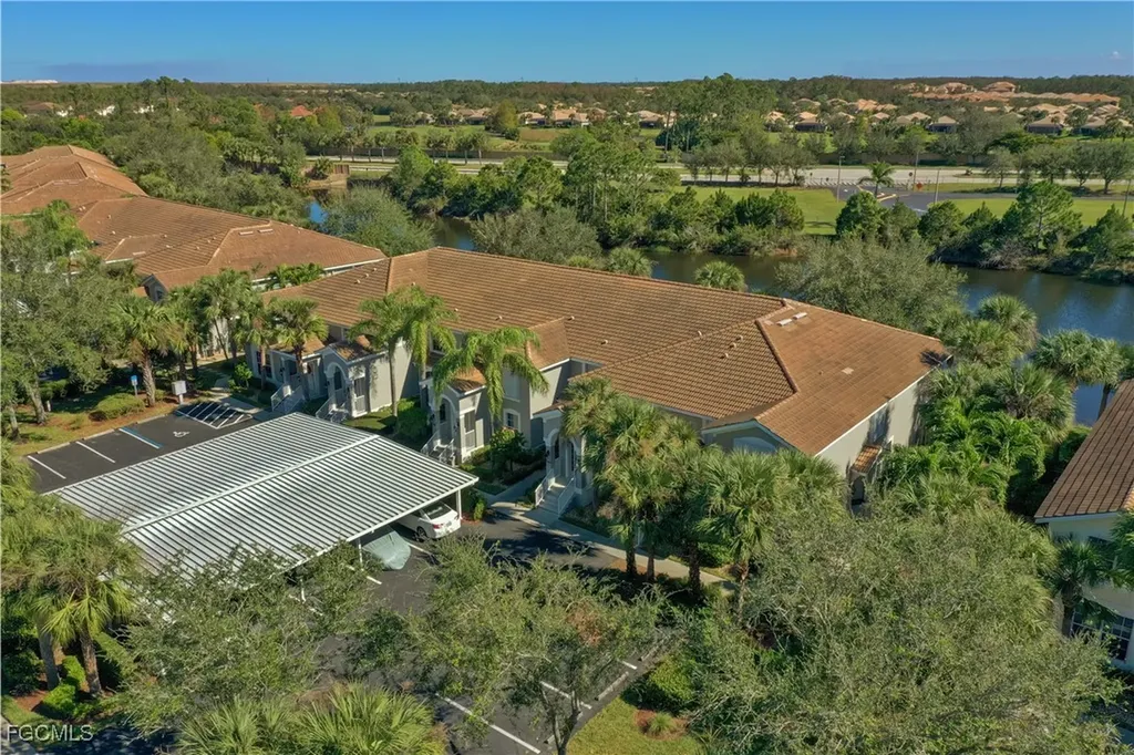 Fort Myers FL, 10113 Colonial Country Club Boulevard, Unit 2207