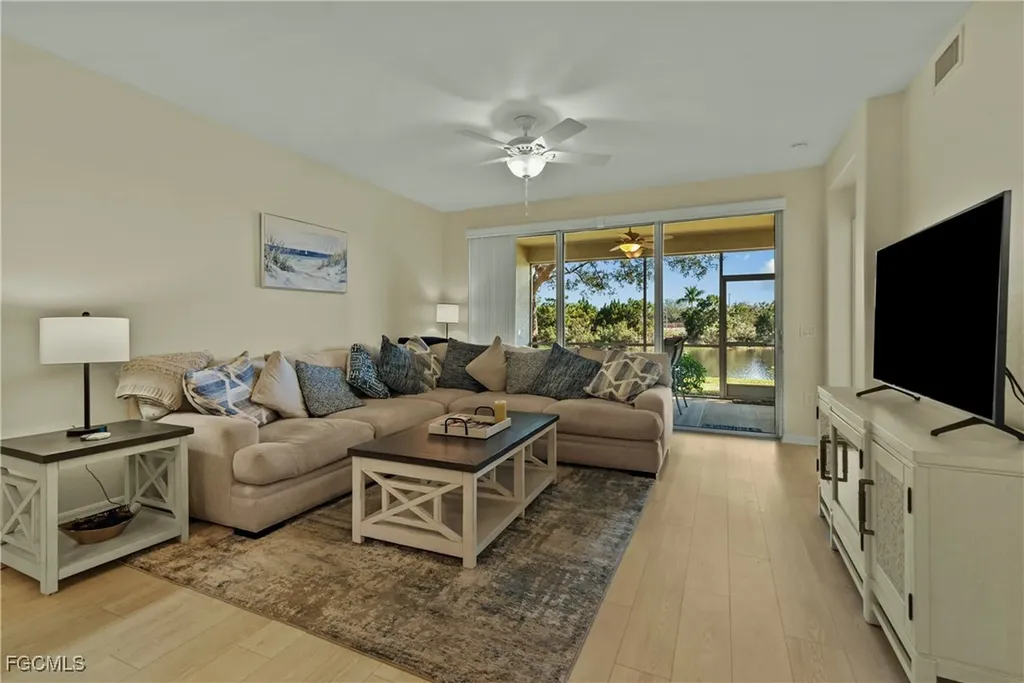 10113 Colonial Country Club Boulevard Fort Myers FL 33913