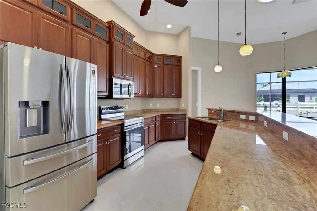 1911 SW 47th Street Cape Coral FL 33914