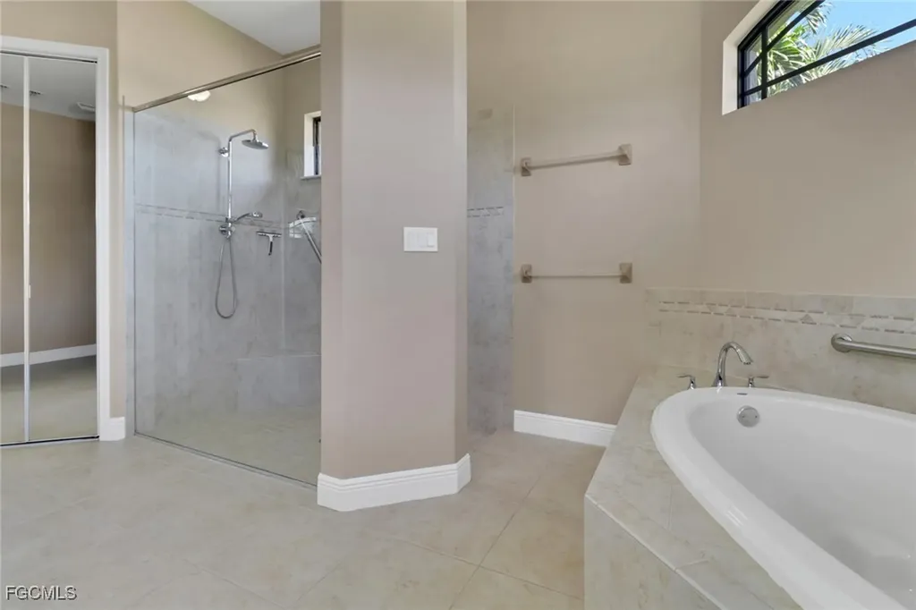 1911 SW 47th Street Cape Coral FL 33914