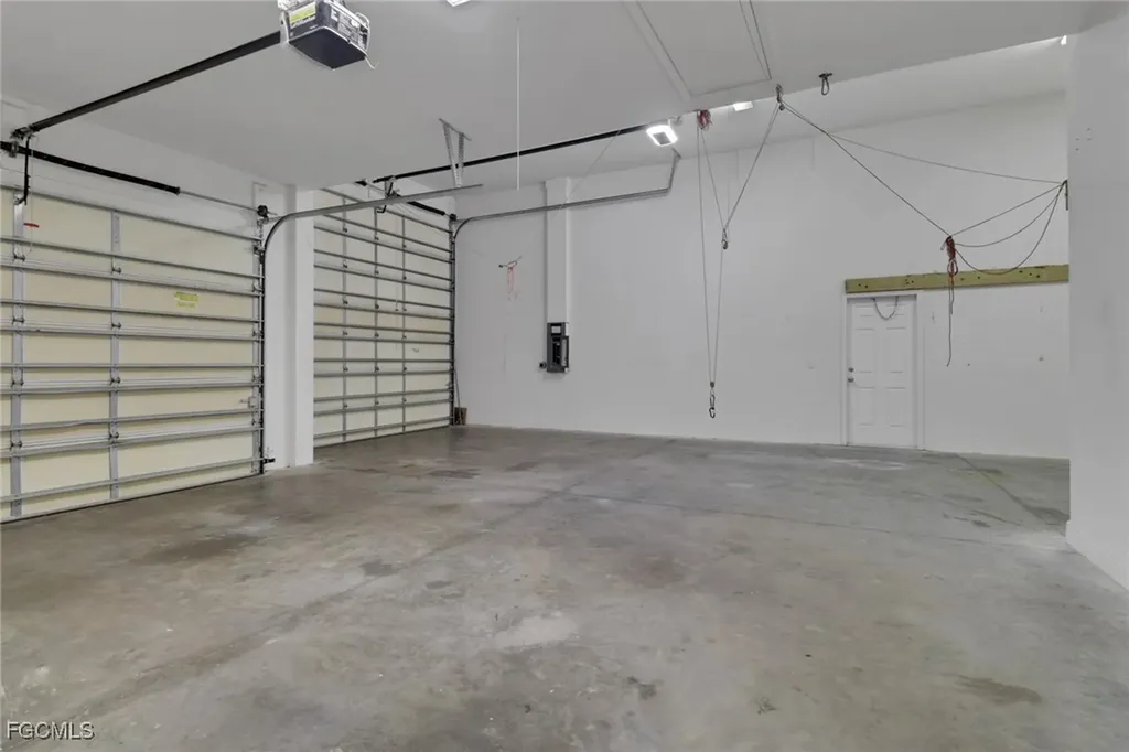 1911 SW 47th Street Cape Coral FL 33914