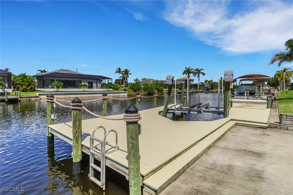 1911 SW 47th Street Cape Coral FL 33914