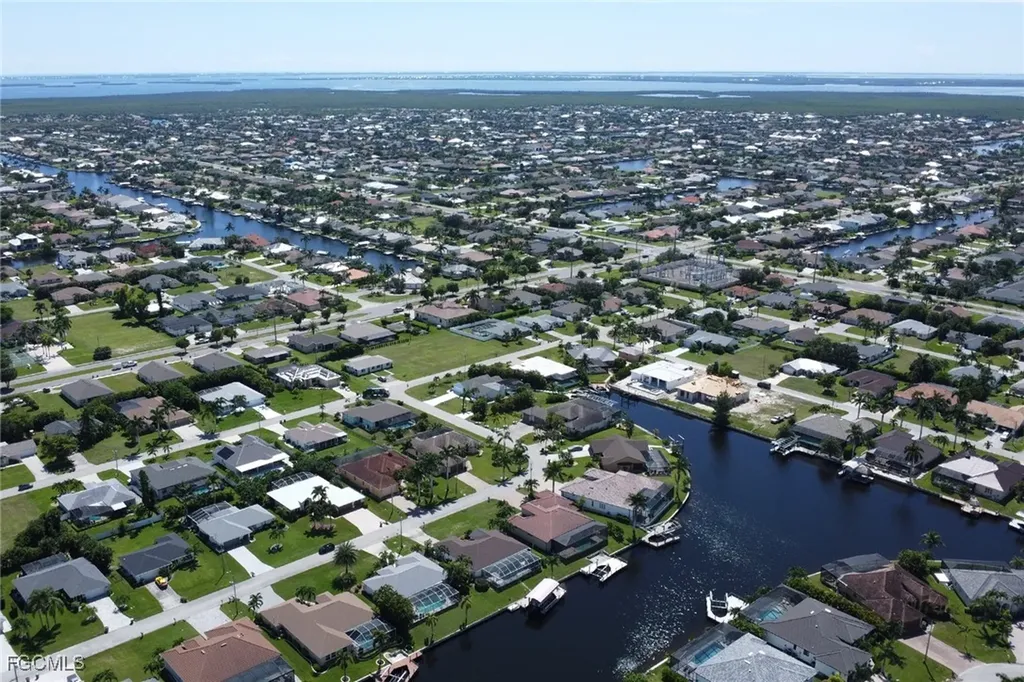 1911 SW 47th Street Cape Coral FL 33914