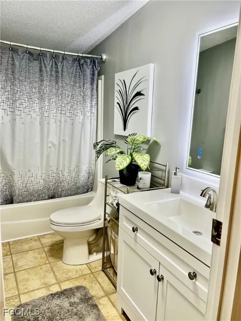 7623/7621 Breeze Drive North Fort Myers FL 33917