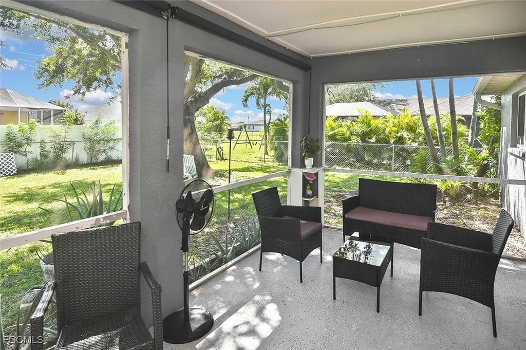 1713 NE 4th Avenue Cape Coral FL 33909