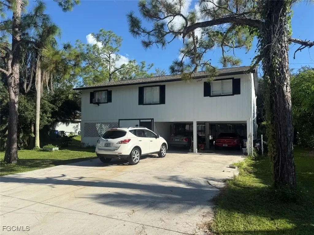 8448 Matanzas Road Fort Myers FL 33967