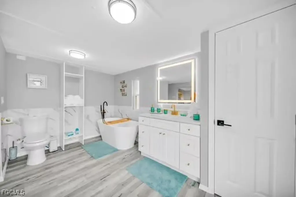 70 Emily Lane Fort Myers Beach FL 33931