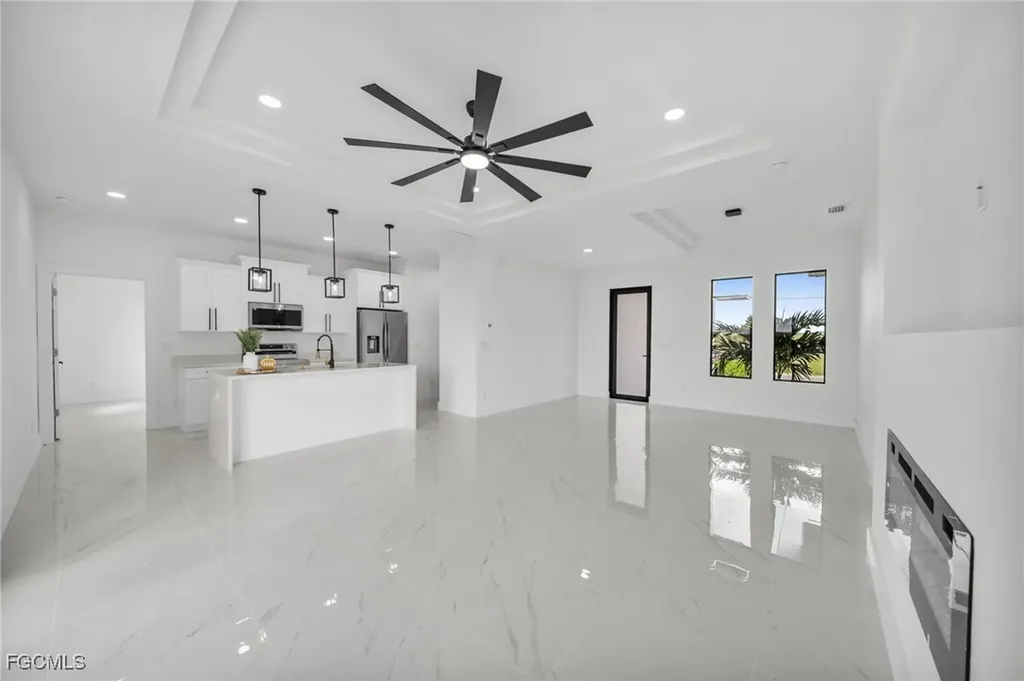 1120 NE 19th Terrace Cape Coral FL 33909