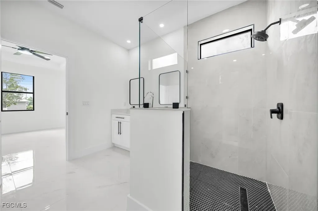 1120 NE 19th Terrace Cape Coral FL 33909