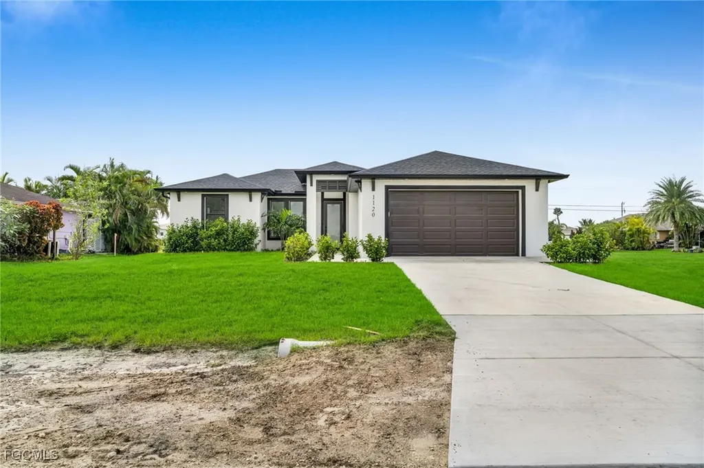 1120 NE 19th Terrace Cape Coral FL 33909