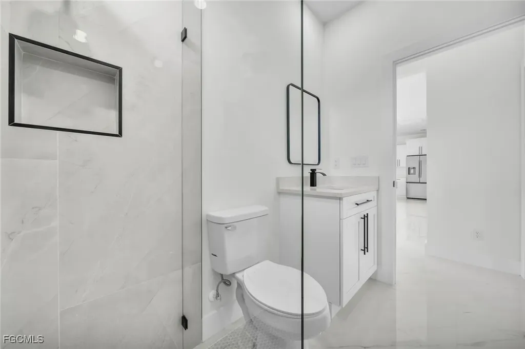 1120 NE 19th Terrace Cape Coral FL 33909