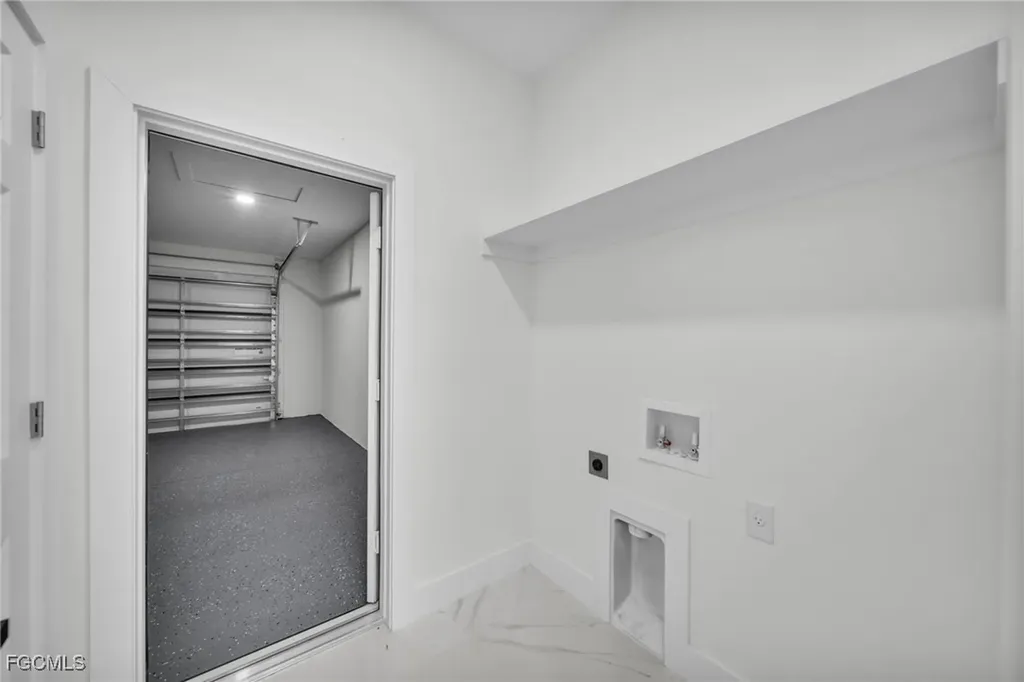 1120 NE 19th Terrace Cape Coral FL 33909