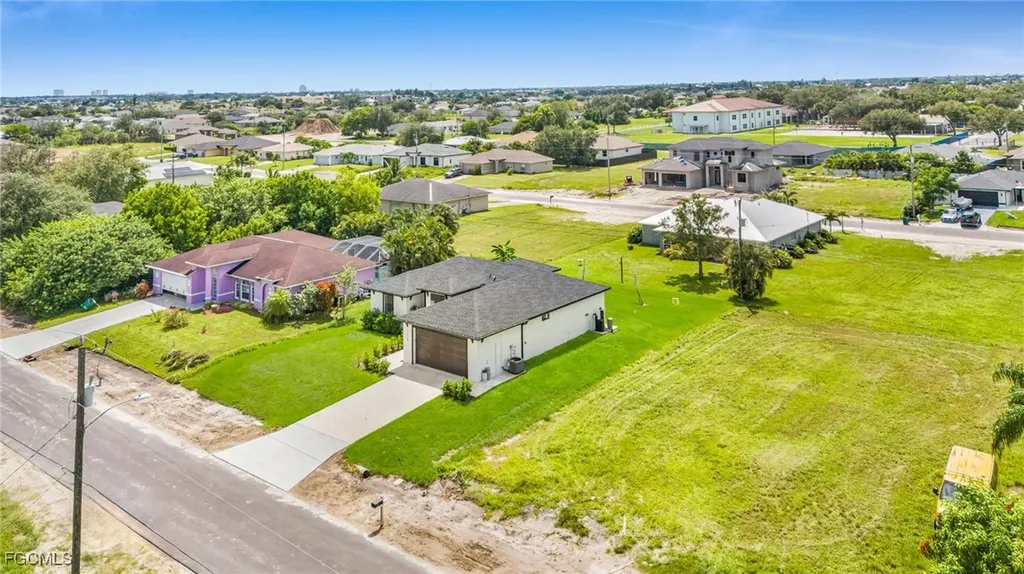 1120 NE 19th Terrace Cape Coral FL 33909