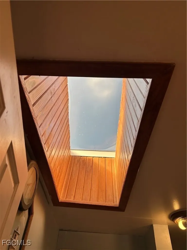 263 Kingston Drive Fort Myers FL 33905