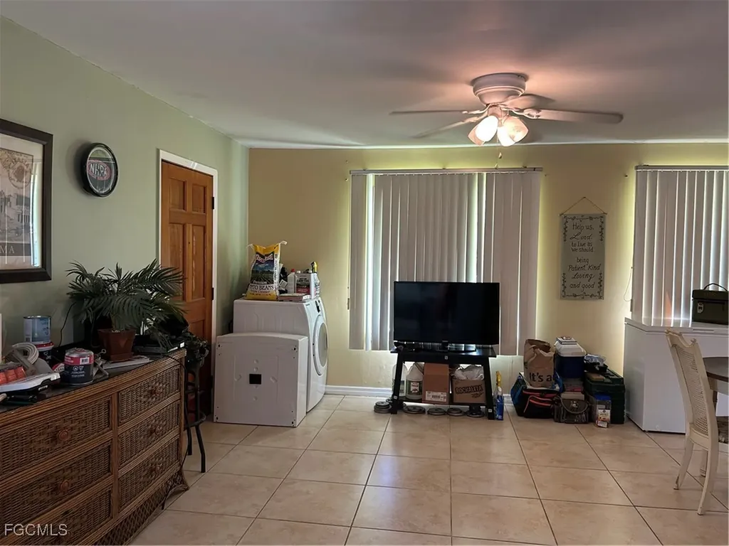 263 Kingston Drive Fort Myers FL 33905