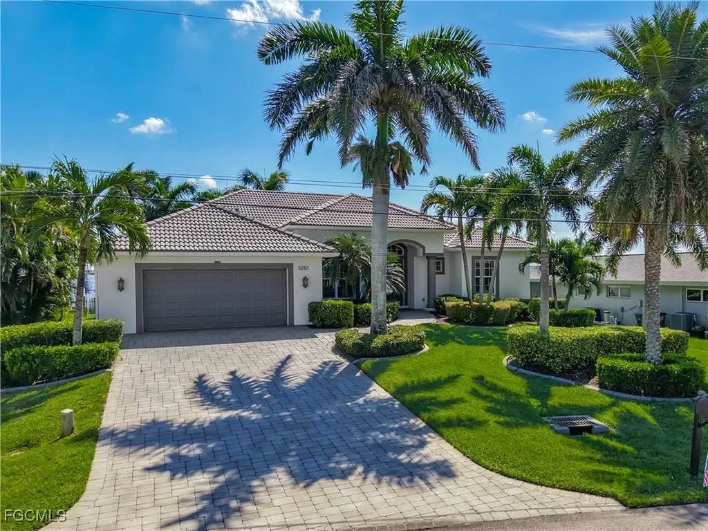 5257 Nautilus Drive Cape Coral FL 33904