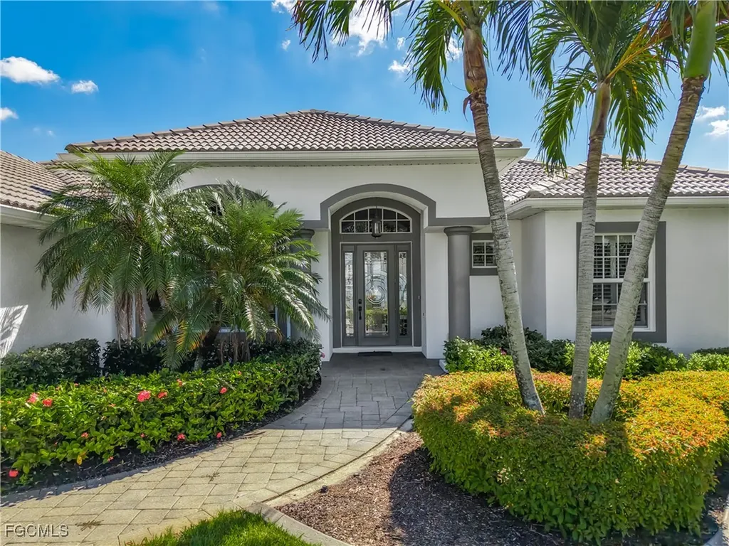 5257 Nautilus Drive Cape Coral FL 33904