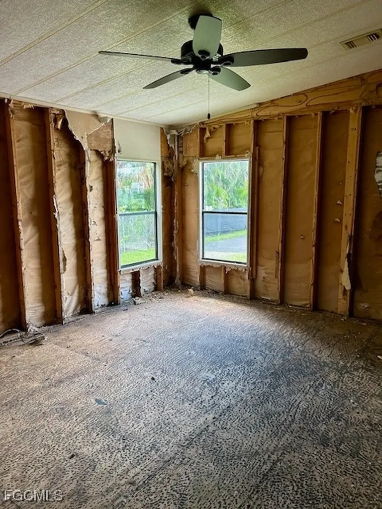 5558 Palm Beach Boulevard Fort Myers FL 33905