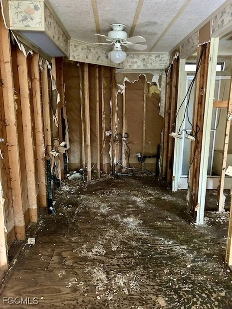 5558 Palm Beach Boulevard Fort Myers FL 33905