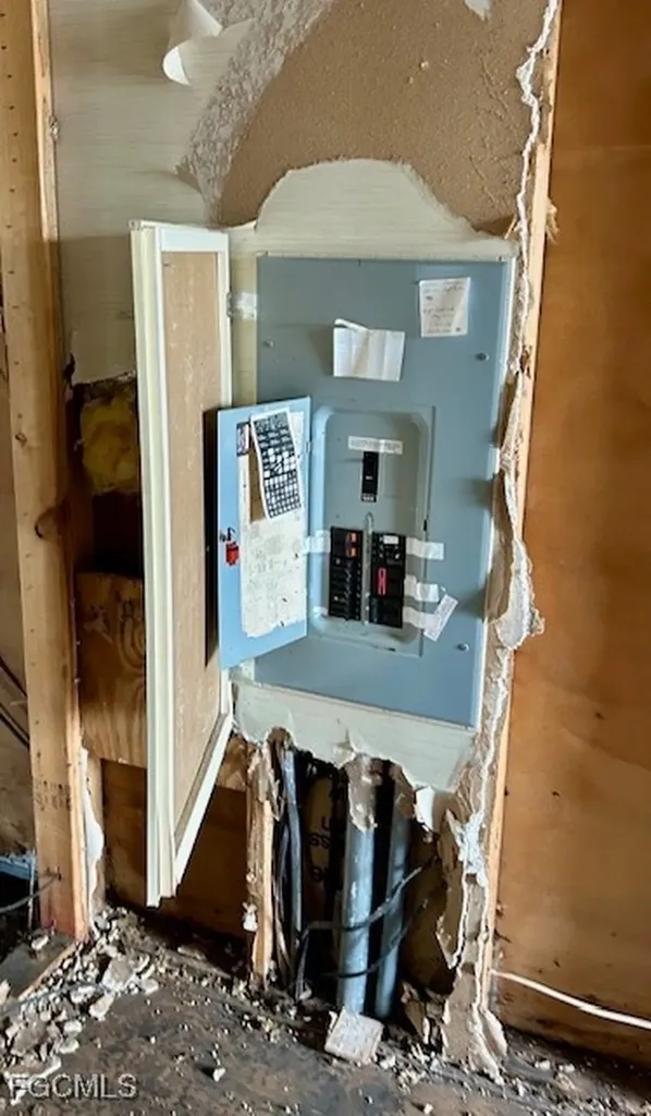 5558 Palm Beach Boulevard Fort Myers FL 33905