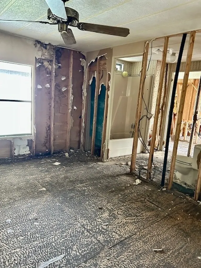 5558 Palm Beach Boulevard Fort Myers FL 33905