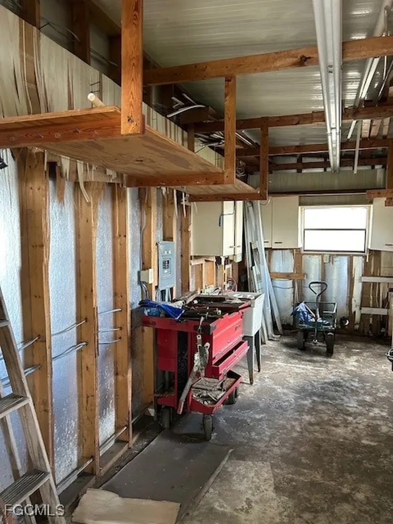 5558 Palm Beach Boulevard Fort Myers FL 33905