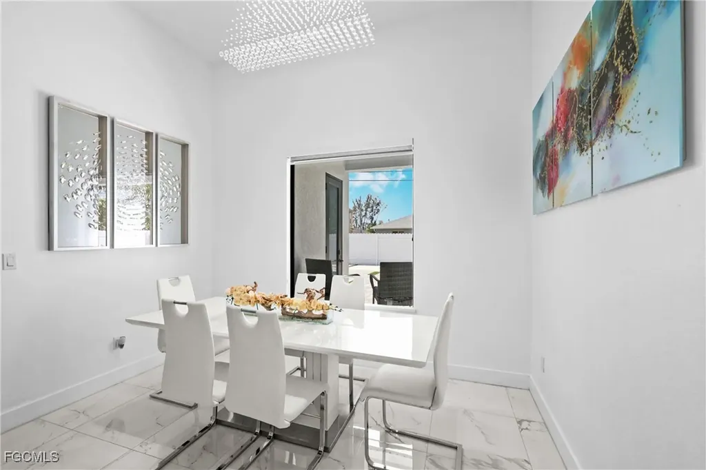 140 SE 16th Street Cape Coral FL 33990