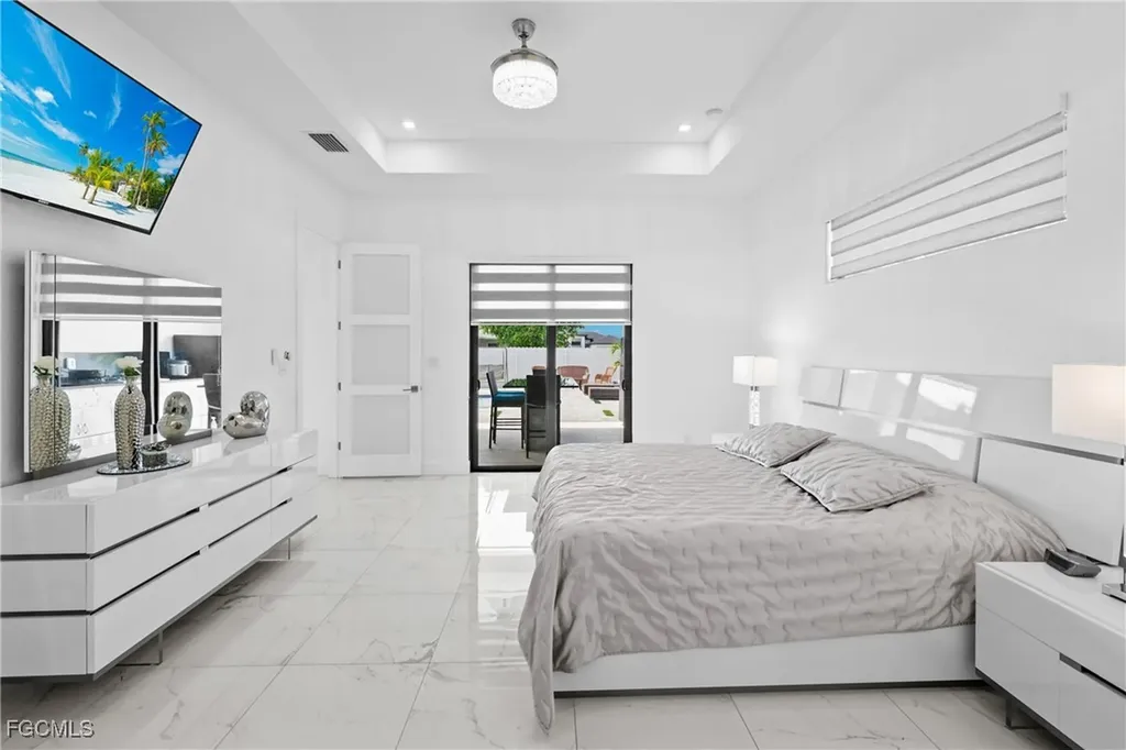 140 SE 16th Street Cape Coral FL 33990