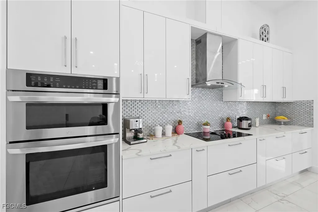 140 SE 16th Street Cape Coral FL 33990