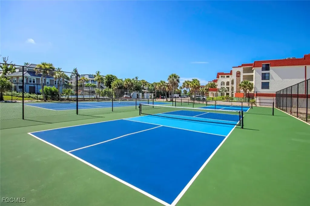 2445 W Gulf Drive Sanibel FL 33957