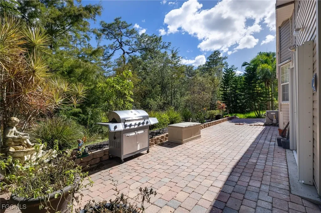 5867 Brightwood Drive E Fort Myers FL 33905