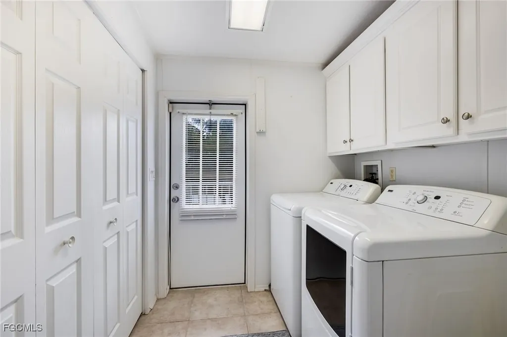 5867 Brightwood Drive E Fort Myers FL 33905