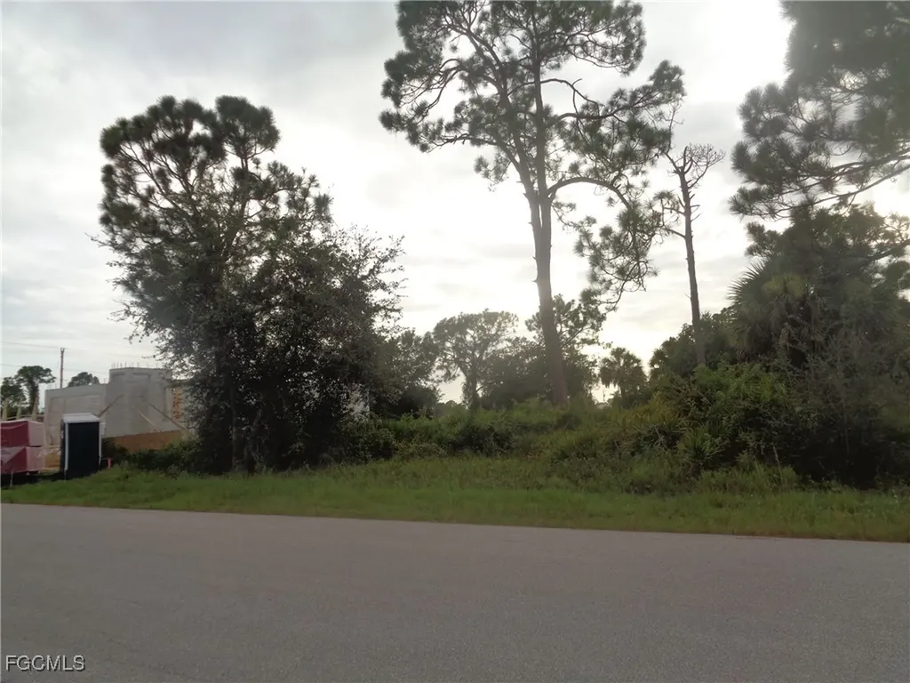 840 Naples Avenue S Lehigh Acres FL 33974