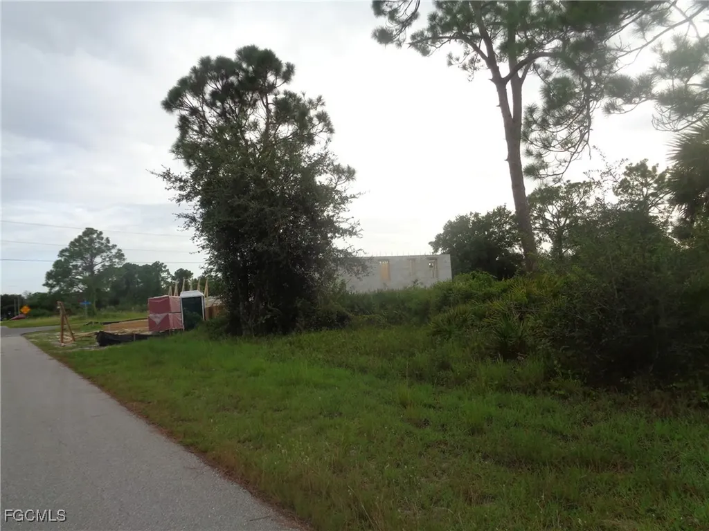 840 Naples Avenue S Lehigh Acres FL 33974