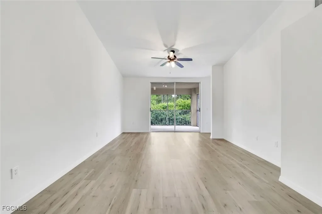6635 Huntington Lakes Circle Naples FL 34119