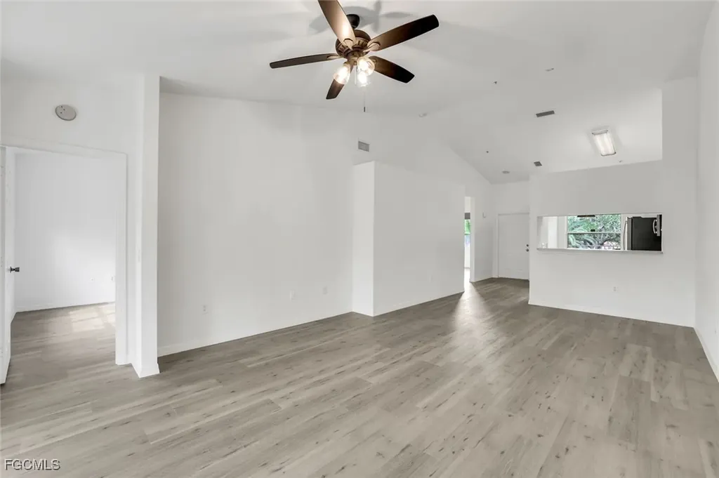 6635 Huntington Lakes Circle Naples FL 34119
