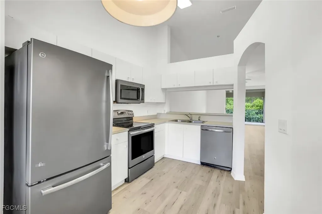 6635 Huntington Lakes Circle Naples FL 34119