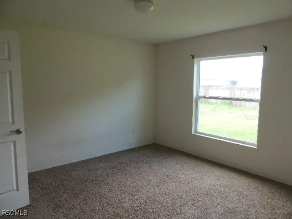 414 NW 13th Terrace Cape Coral FL 33993