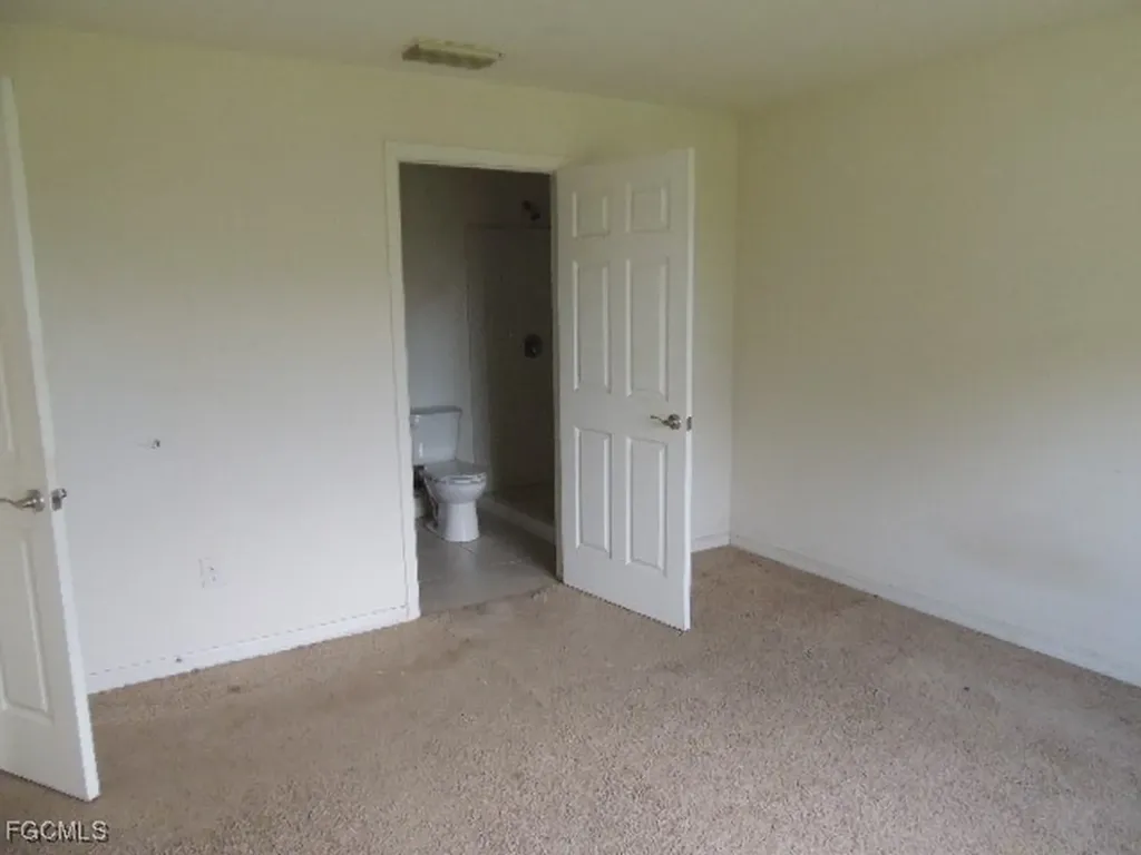 414 NW 13th Terrace Cape Coral FL 33993