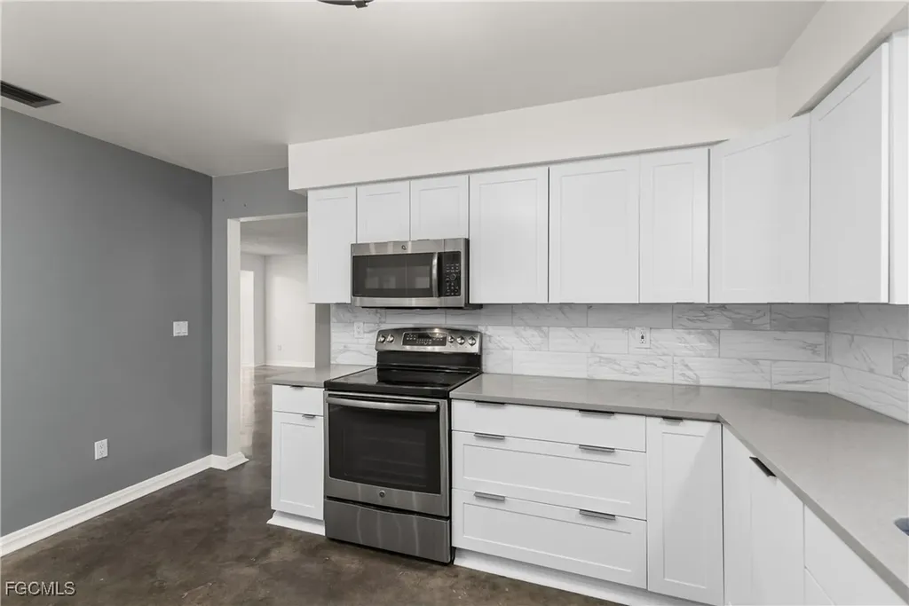 1331 S Brandywine Circle Fort Myers FL 33919