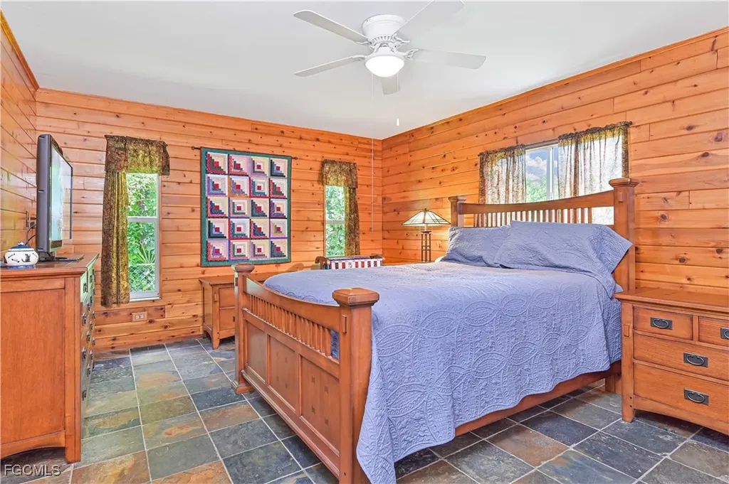 18217 Sycamore Road Fort Myers FL 33967