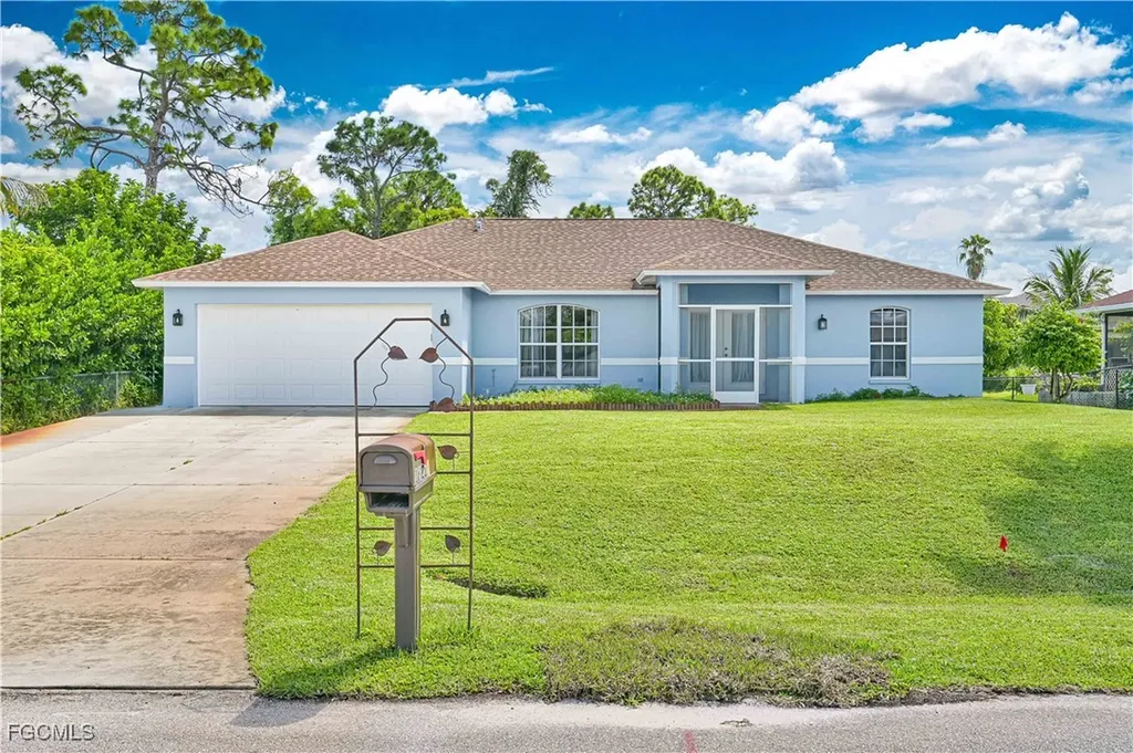 18217 Sycamore Road Fort Myers FL 33967