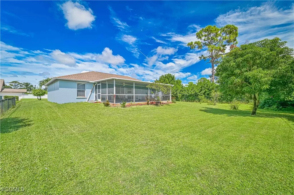 18217 Sycamore Road Fort Myers FL 33967