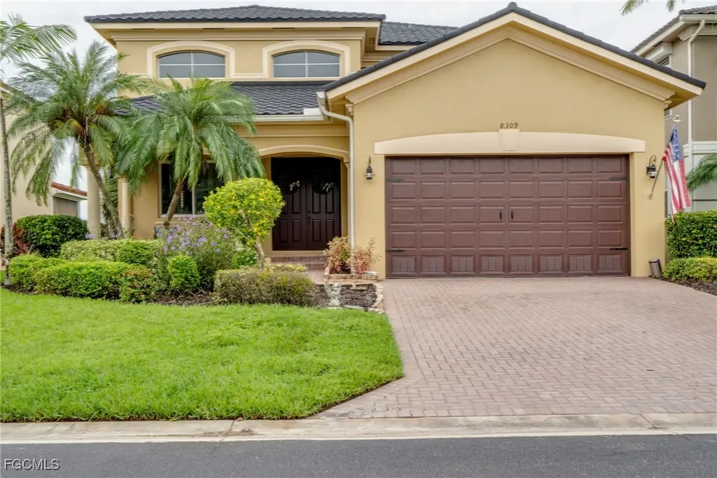 8309 Sumner Avenue Fort Myers FL 33908